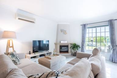 150 m² House