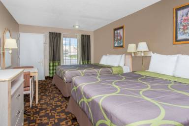 Motel Air conditioning Lenox Village