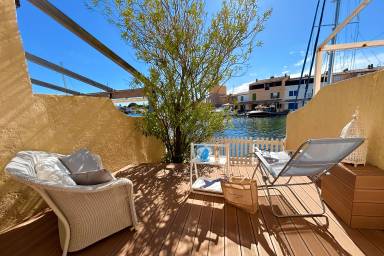 83 m² House