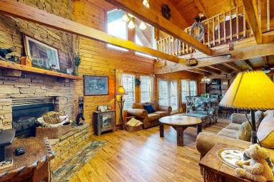House Pigeon Forge
