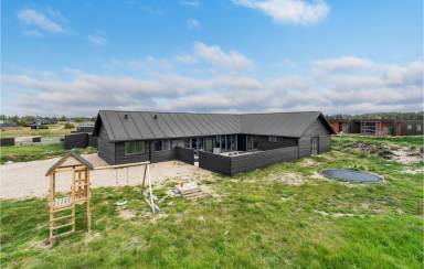 Maison de vacances 256 m²