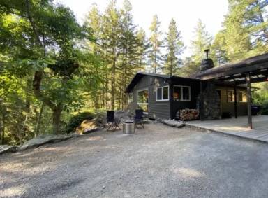 Cabin  Cazadero