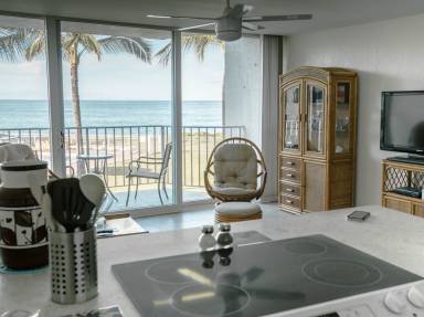 Condo Pool Maili