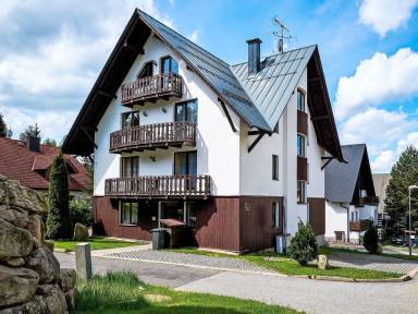80 m² Apartament