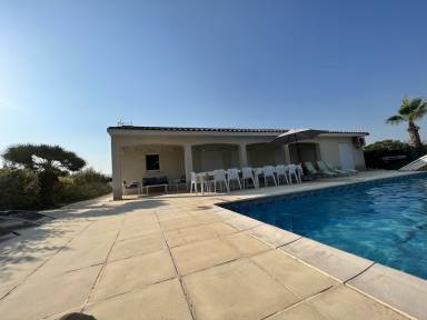Villa  Cabrerolles