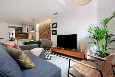 Casa vacacional con jardín y terraza | Cerca Plaza de España | Vistas a la ciudad | Ideal para teletrabajar