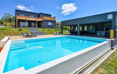 Huis 170 m²