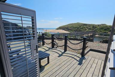 Family-oriented charming holiday home with garden & barbeque | Beach view | Beach nearby