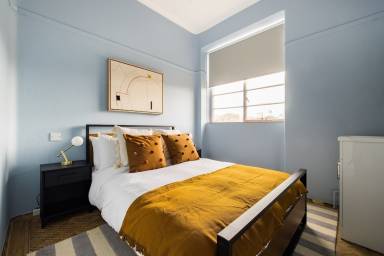 100 m² Apartment