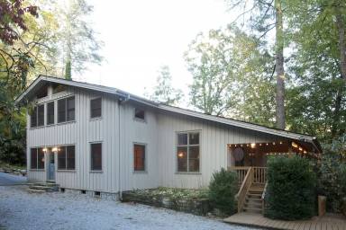 Cabin Highlands