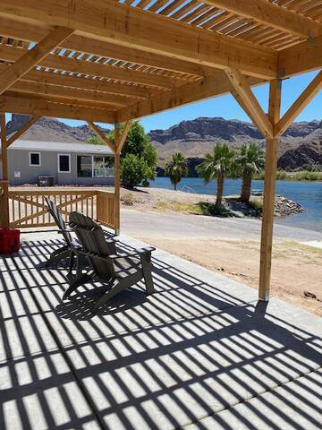 Dock Holiday! Waterfront cottage with boat ramp! — photo 3