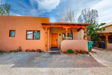 House Taos