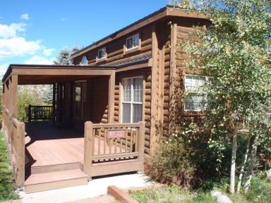 Cabin Almont