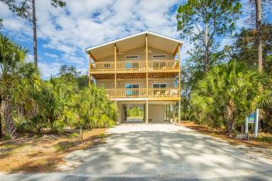 House Carrabelle