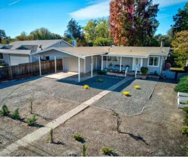 House Lakeport