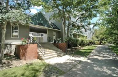 Condo  Keewayden