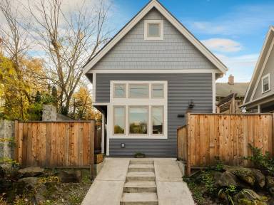 House Brooklyn