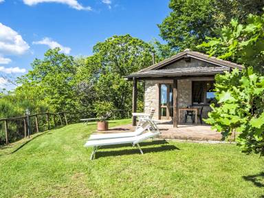 Ferienhaus mit eingezäuntem Garten für 2 Gäste mit Hund in Roccastrada, Toskana