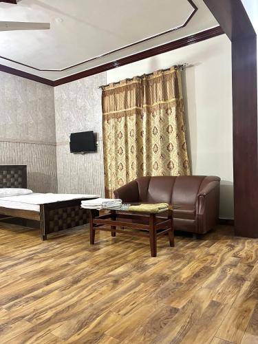 BABAR HOUSE