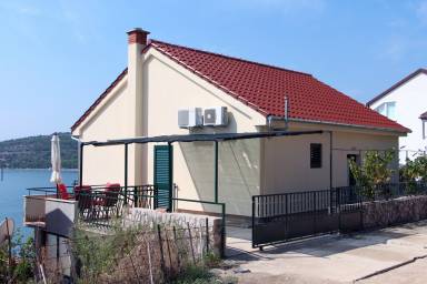 Apartment Tisno