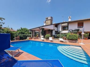 Villa Piazza al Serchio