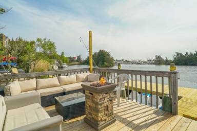House Tuckerton