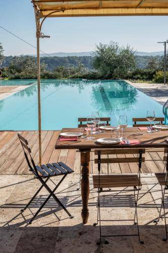 Rental apartment with garden, pool & patio | Dogs allowed — photo 3