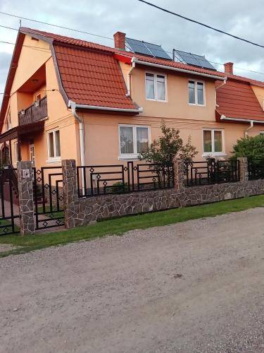 ház Gyergyószentmiklós