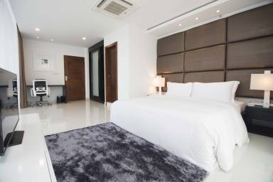Aparthotel Pool Maradana