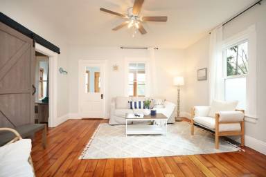 Airbnb  Oshkosh