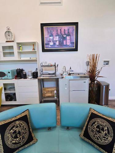 Bed & Breakfast Tarzana