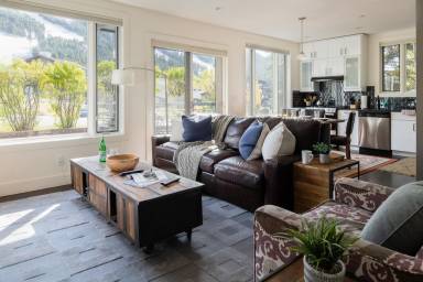 Condo Jackson