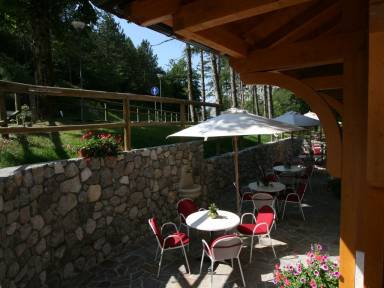 Lago Nembia Garni 3-Sterne-Hotel in San Lorenzo in Banale, Trentino-Südtirol