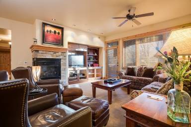 Airbnb  Steamboat Springs