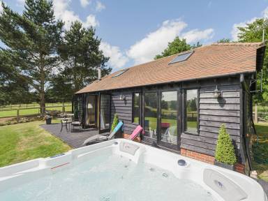 Cottage White Colne