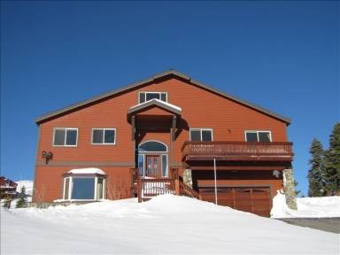 279 m² House