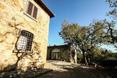 House Lecchi in Chianti