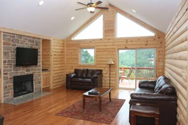 Cabin  Luray