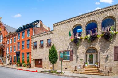 House  Fells Point