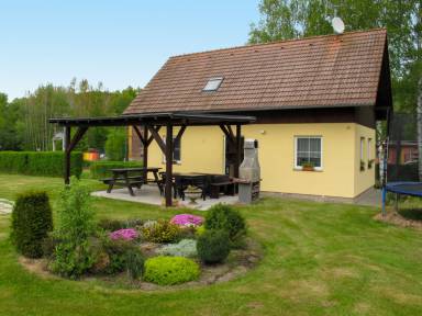 100 m² House