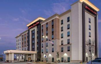 Hampton Inn & Suites Dallas-The Colony, TX in Tampa, FL