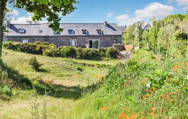 220 qm Ferienhaus mit Wasserblick für 10 Gäste mit Hund in Plouézec, Bretagne