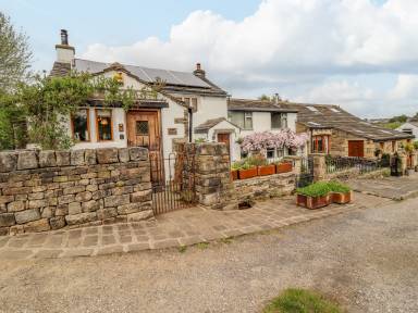 90 m² Cottage