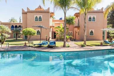 Villa 300 m²