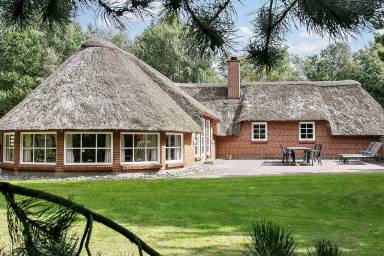 210 m² Ferienhaus