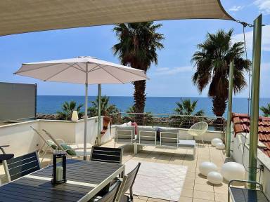 Casa totalmente attrezzata con terrazza | Vista sul mare