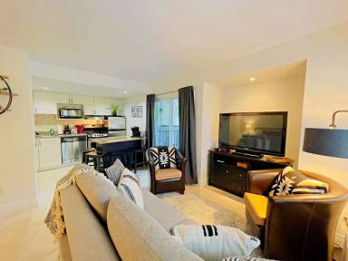 Condo  Collingwood