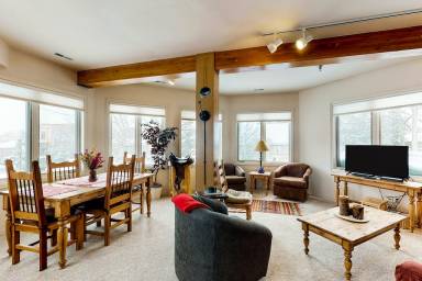 Condo Frisco