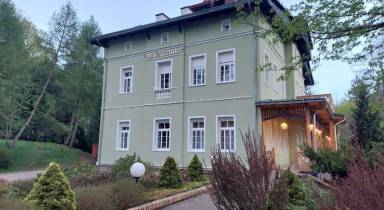 Szwajcarka Willa z sauna i jacuzzi