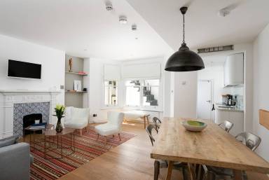 Holiday apartment with garden & terrace